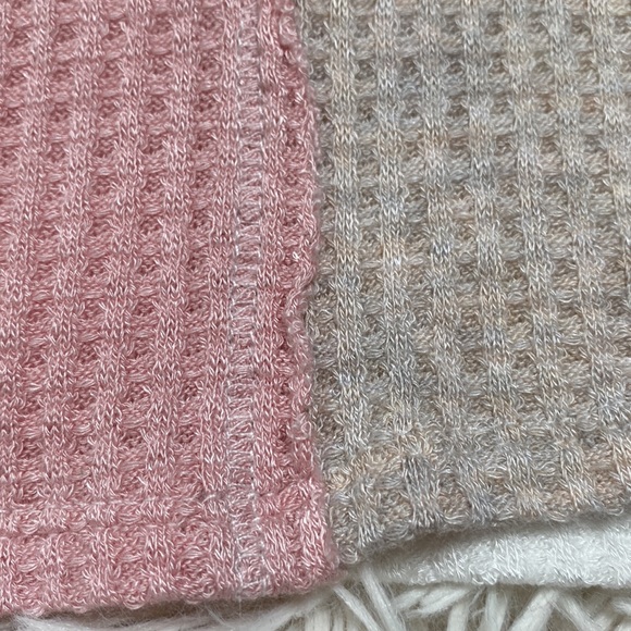 Christie Jenny Boston Waffle Notch Collar Waffle Top 💗 Pink Oatmeal & White - Picture 13 of 15